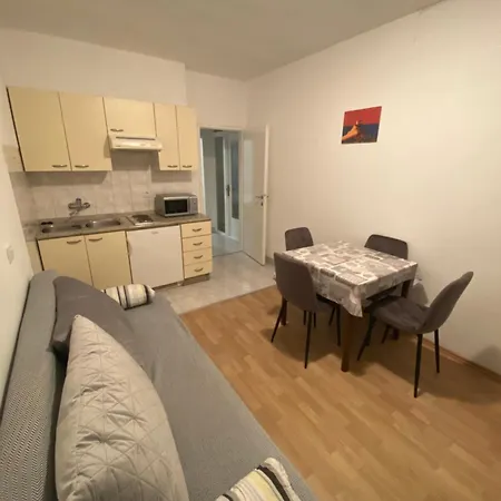 Apartament Marija *